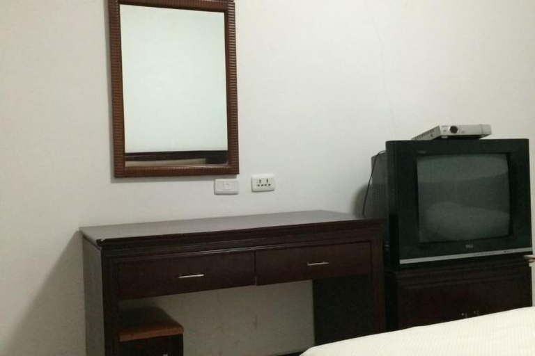 Others 4, Caizi Hostel, Huangshi