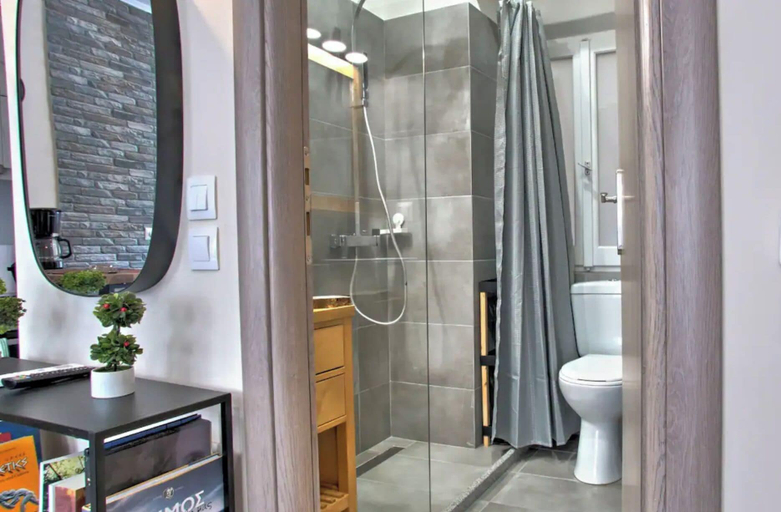 Bathroom, Barbara's Apartment, Ionian Islands