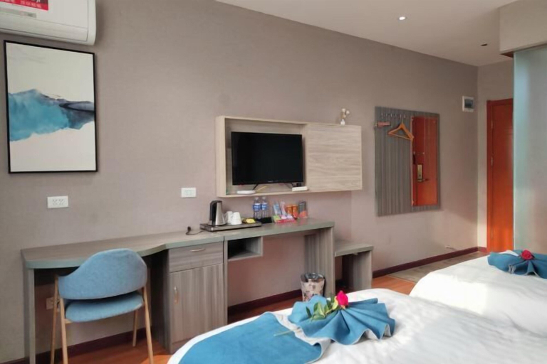 Bedroom 5, SET CHAIN HOTOL, Ezhou
