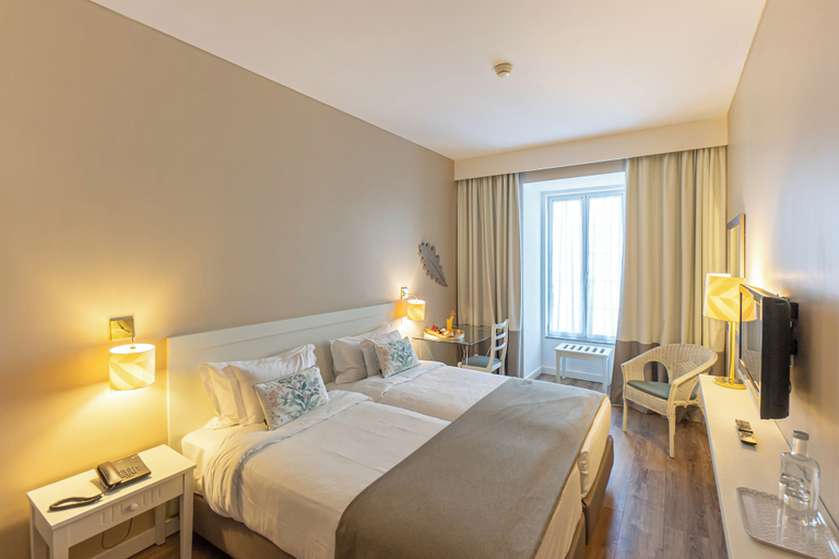 Bedroom 2, Águas do Gerês Hotel, Termas & SPA, Terras de Bouro