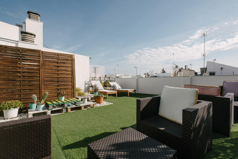 Food & Drinks 5, The Boutike Hostel, Sevilla
