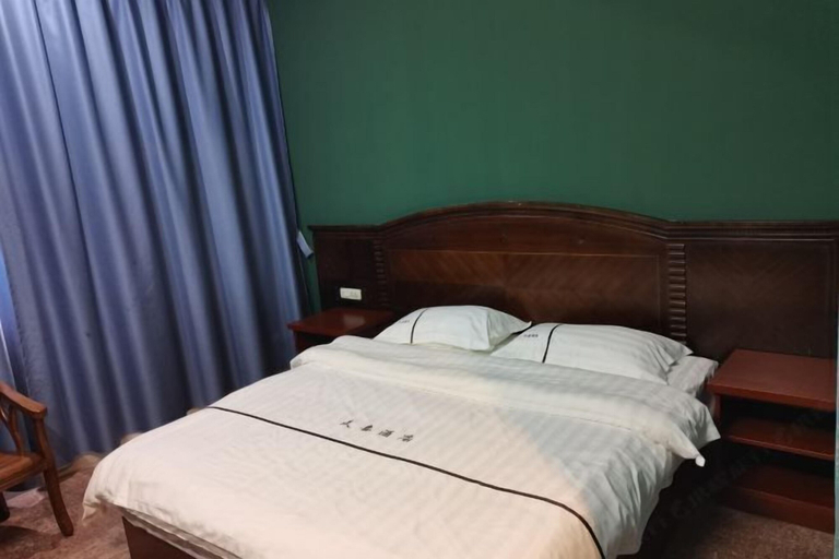 Bedroom 6