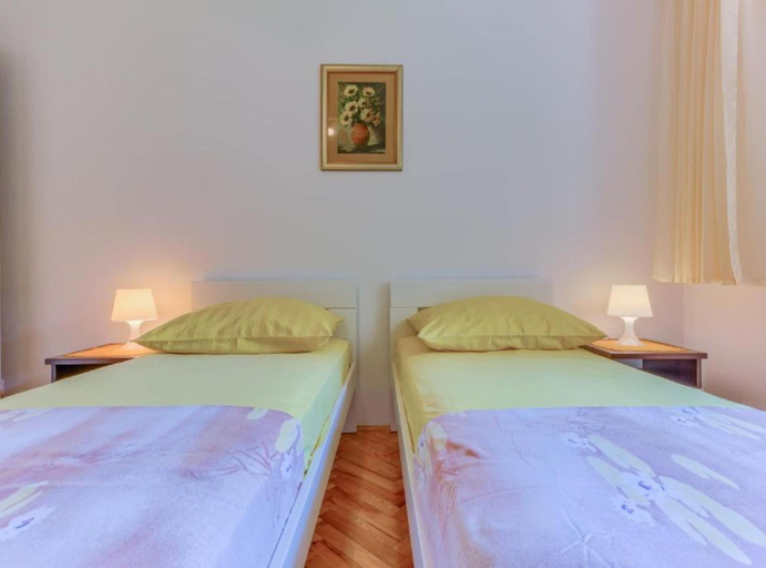 Bedroom 2, Apartment Villa Iskra, Trogir