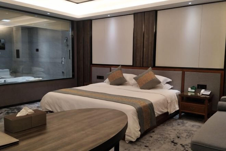 Bedroom 2, Anhao Hot Spring Hotel, Dehong Dai and Jingpo