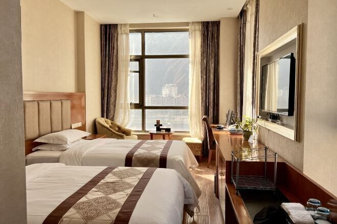 Bedroom 3, Yujing Hotel, Gannan Tibetan