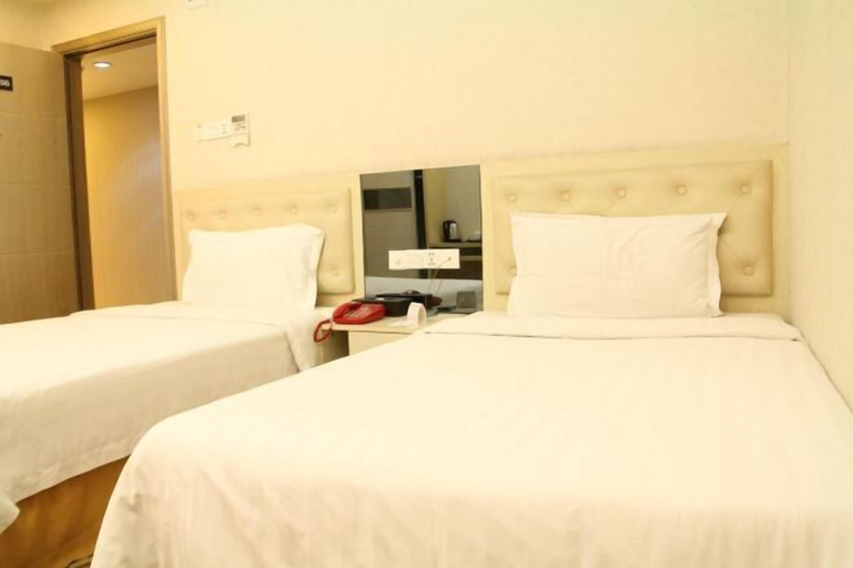 Bedroom 8