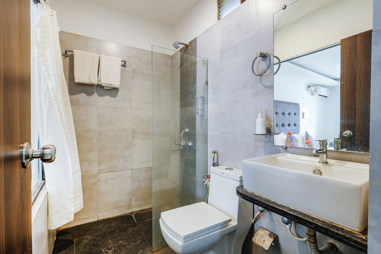 Bathroom 3, Fabhotel Serenity Sand Resort, North Goa