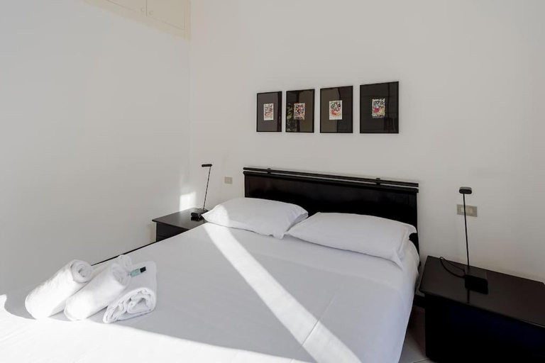 Bedroom 2, Victoria Hall Bordighera - 2 bedroom apartment - Parking, Imperia