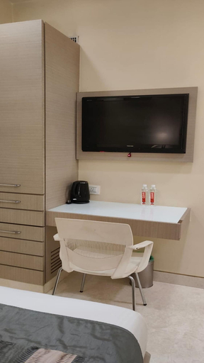 Bedroom 3, Residency Hotel Fort, Mumbai City