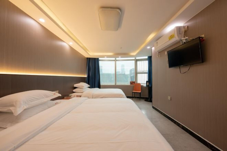 Bedroom 12