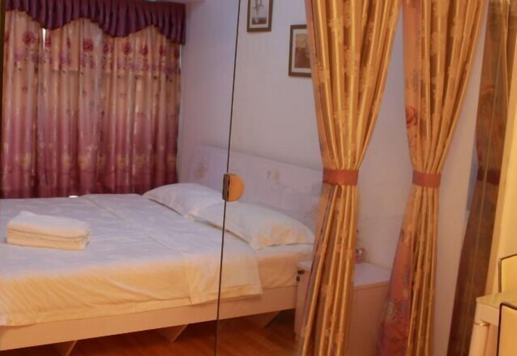 Bedroom 24