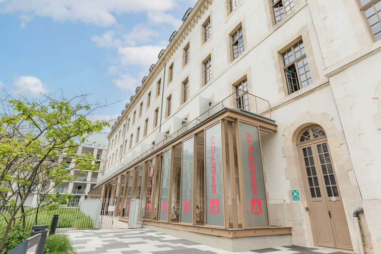 Exterior & Views 2, Appart'City Confort Reims Centre, Marne
