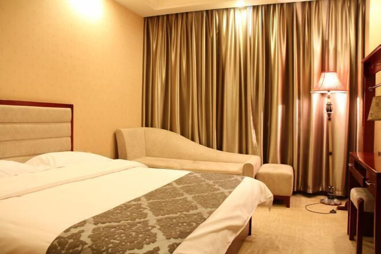 Bedroom 2, Linhai Business Hostel, Tangshan
