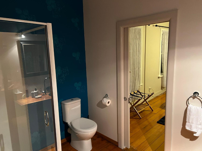 Bathroom 4, Kohatu Flat Rock Cafe, Bar and B&B, Tasman