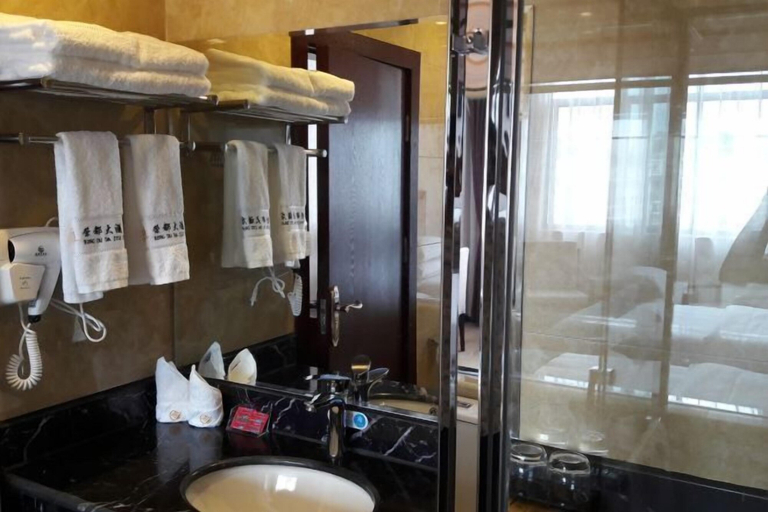 Bathroom, Rongdu Hotel, Chuxiong Yi