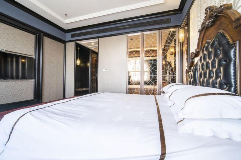 Bedroom 3, SI LU TIAN SHAN HOTEL, Ili Kazakh