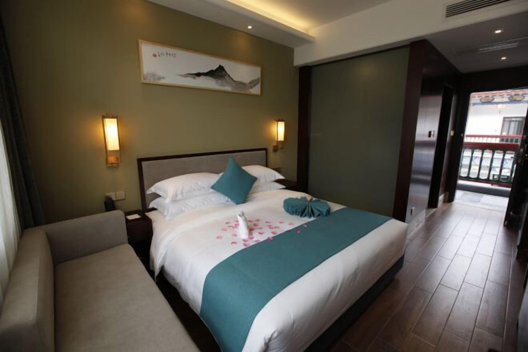 Bedroom 3, Taohuayuan Liu Contract Chun Inn, Changde