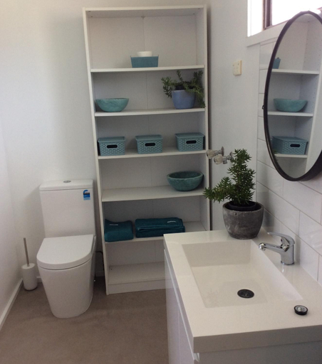 Bathroom, Cozy Home Style Accommodation, Gr. Bendigo - Inner West