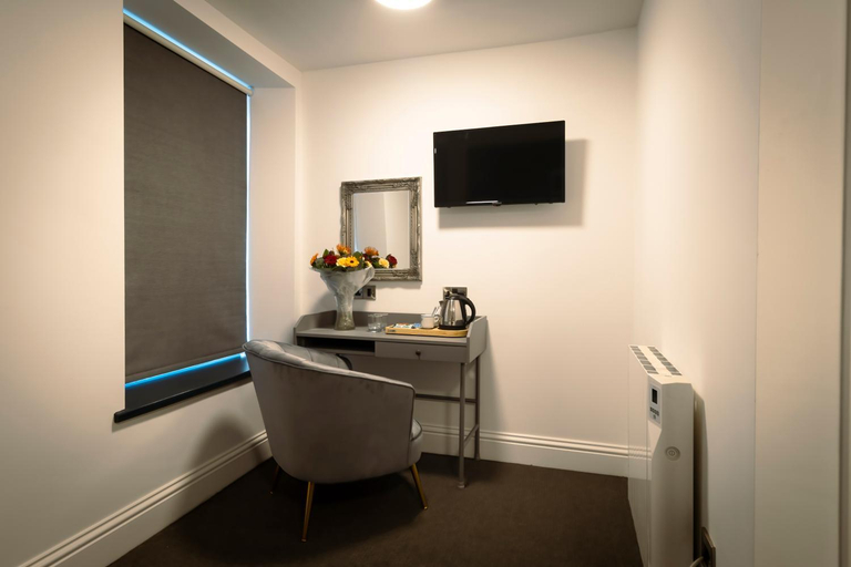 Bathroom 3, Friendship Hotel, Sheffield