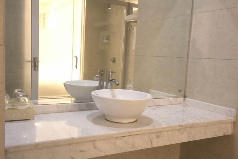Bathroom, Wangchao Business Hotel, Beihai