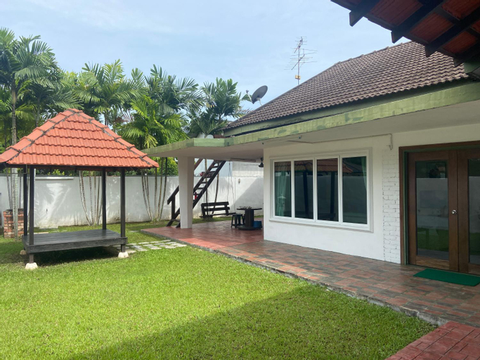 Melaka Beach Villa C Type, Malacca City