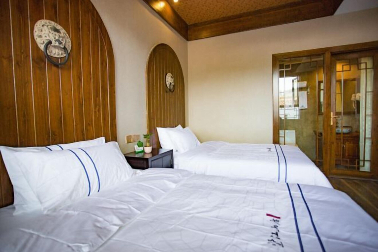 Bedroom 2, Wangjiang Shanju Guesthouse, Xiangxi Tujia and Miao