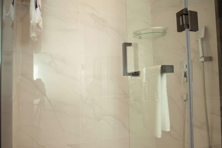 Bathroom 4, Changxing Hainabaichuan Hotel, Huzhou