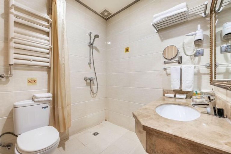 Bathroom 4, Labuleng Civil Aviation Hotel, Gannan Tibetan