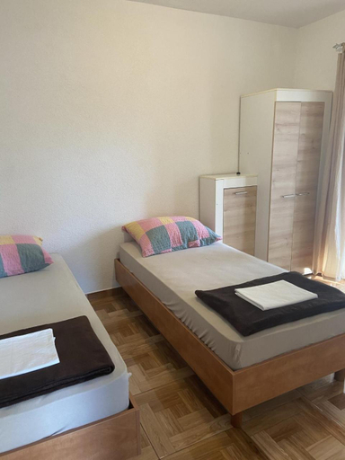 Bedroom 2, Holiday apartment Natali Sabunike - by TA Leut Agency, Privlaka