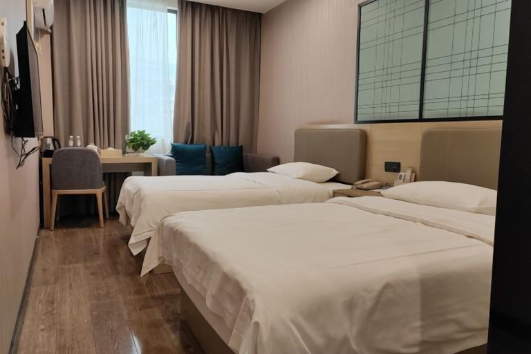 Bedroom 4, Oukaihua Hotel, Guilin