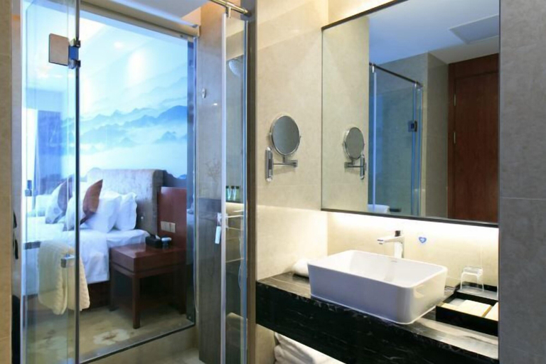 Bathroom 5, Days Hotel by Wyndham Hunan Zhangjiajie, Zhangjiajie