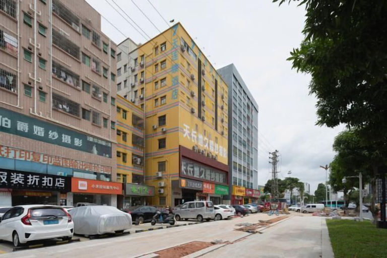 Exterior & Views 2, 7Days Inn Shenzhen Shajing Metro Station public square, Shenzhen
