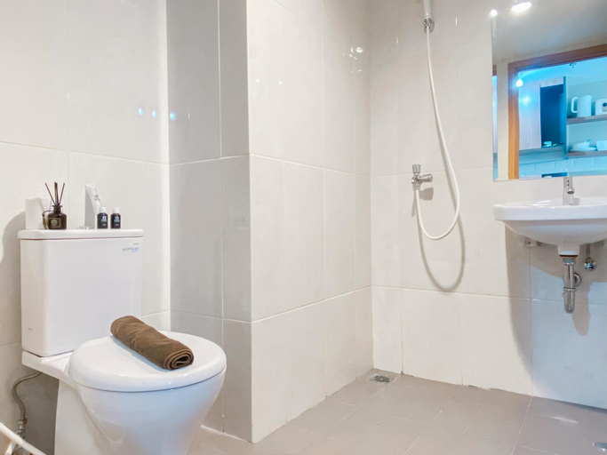 Bedroom 5, Modern Look Studio Apartment at Gateway Park LRT City Bekasi By Travelio, Bekasi