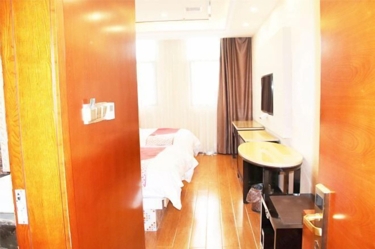 Bedroom 6