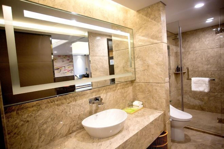 Bathroom 4, Nandu Harbour Hotel, Shenzhen