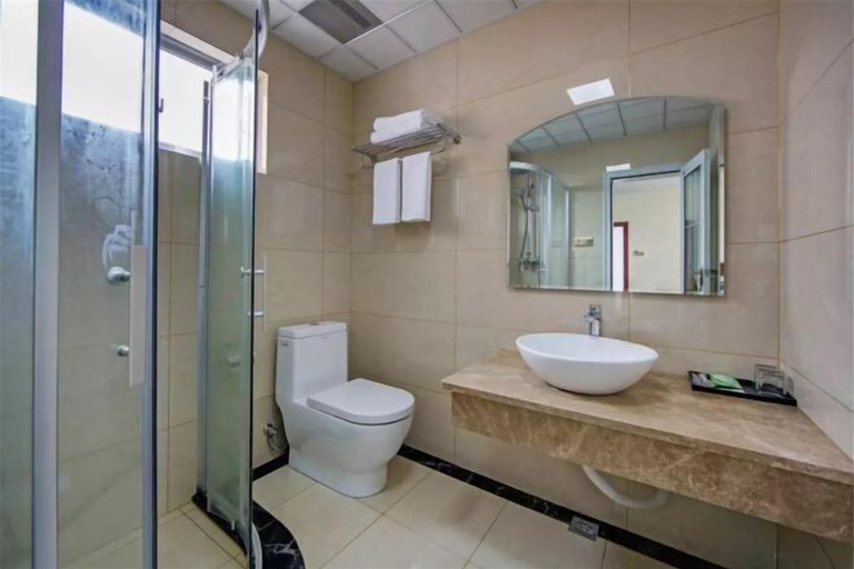 Bathroom 3, Xishui Renjia Inn, Nanping