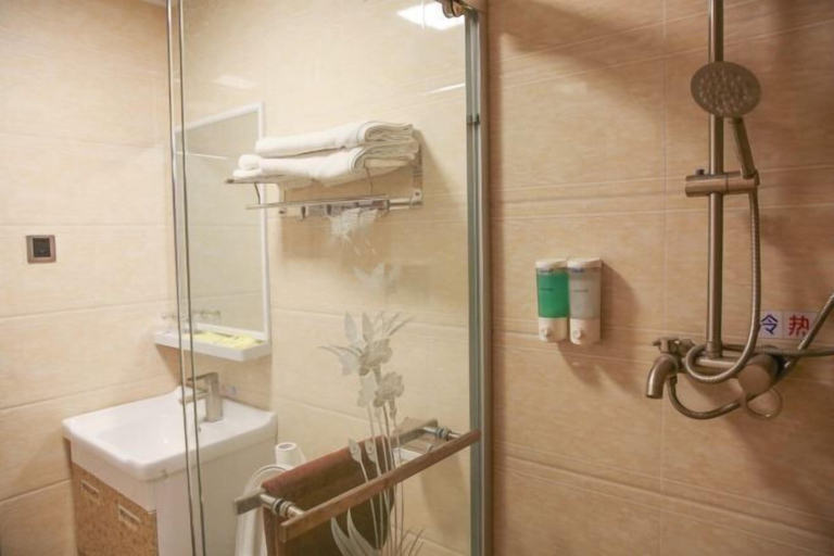 Bathroom 3, Yingxi Tangquan Resort, Qingyuan
