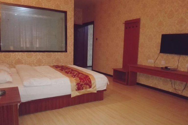 Bedroom 2, Taidawenquanbinguan, Langfang