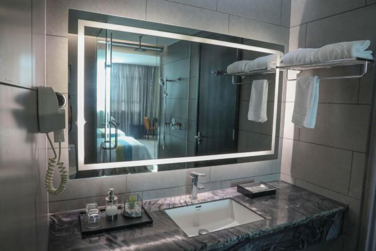 Bathroom 3, Jewel Business Hotel, Jiangmen