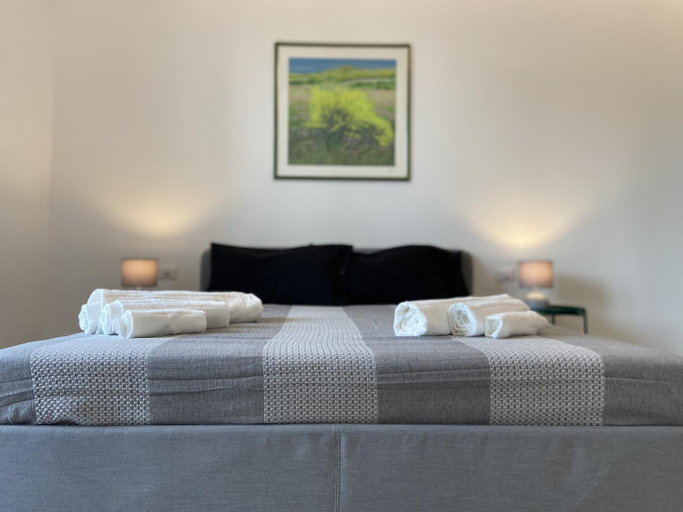 Others 3, Cutapp Guest House, Catania