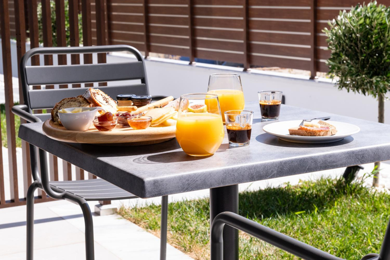 Food & Drinks, Afros Suites, Central Macedonia