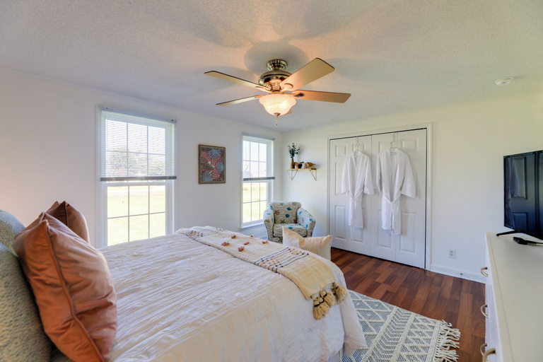 Bedroom 3, 'the Willowberry House' With Deck & Grill!, Carteret