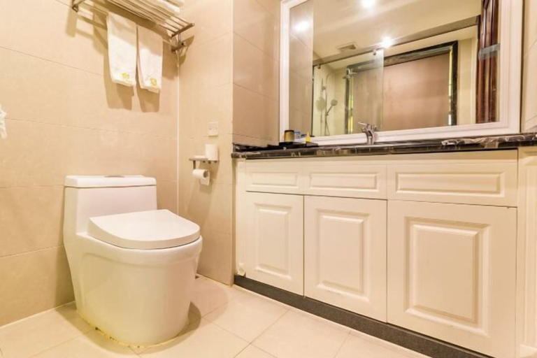 Bathroom 3, Mingshi Hotel, Ji'an