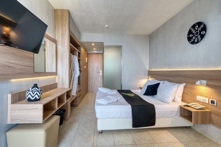Room 5, Black & White Resort, Peloponnese