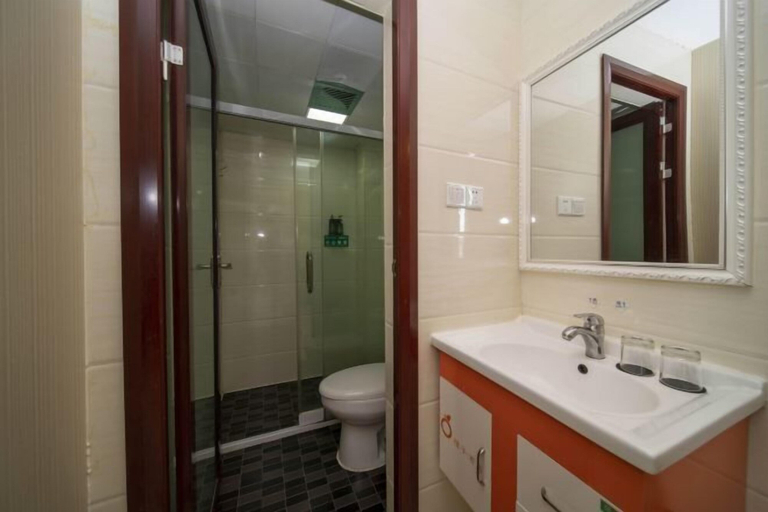 Bathroom 3, Orange Hotel, Chenzhou