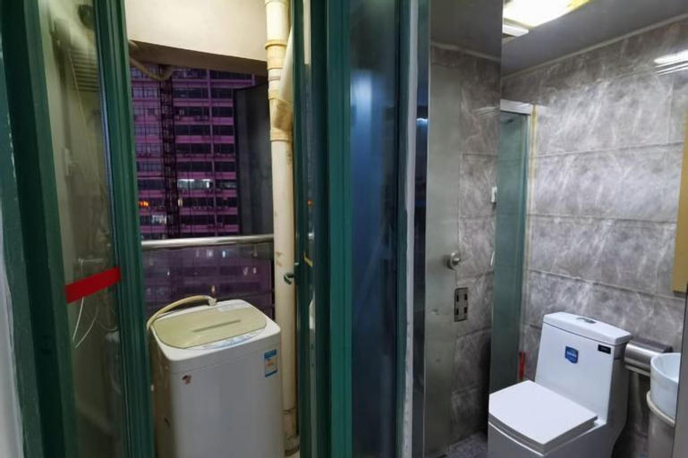 Bathroom 23