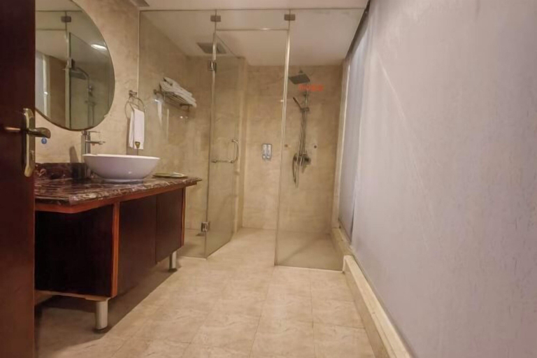 Bathroom 3, Xin Hang Hai Hotel, Quanzhou