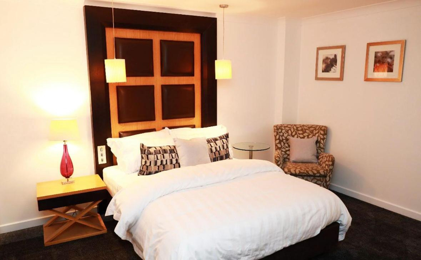 Others 5, Maltings Hotel, Fife