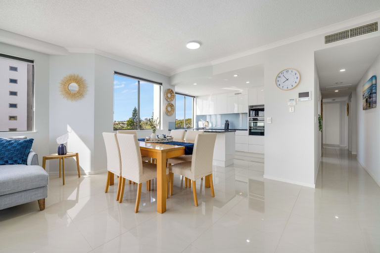Dining Room 5