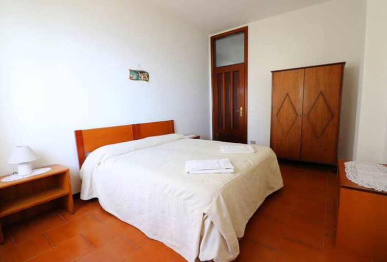 Bedroom 4, Villa Del Moro, Salerno